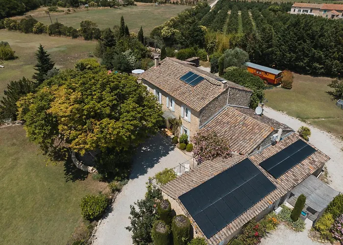 Gite Petit Luberon Chez Manon En Luberon - Vacation Rental In Guest House