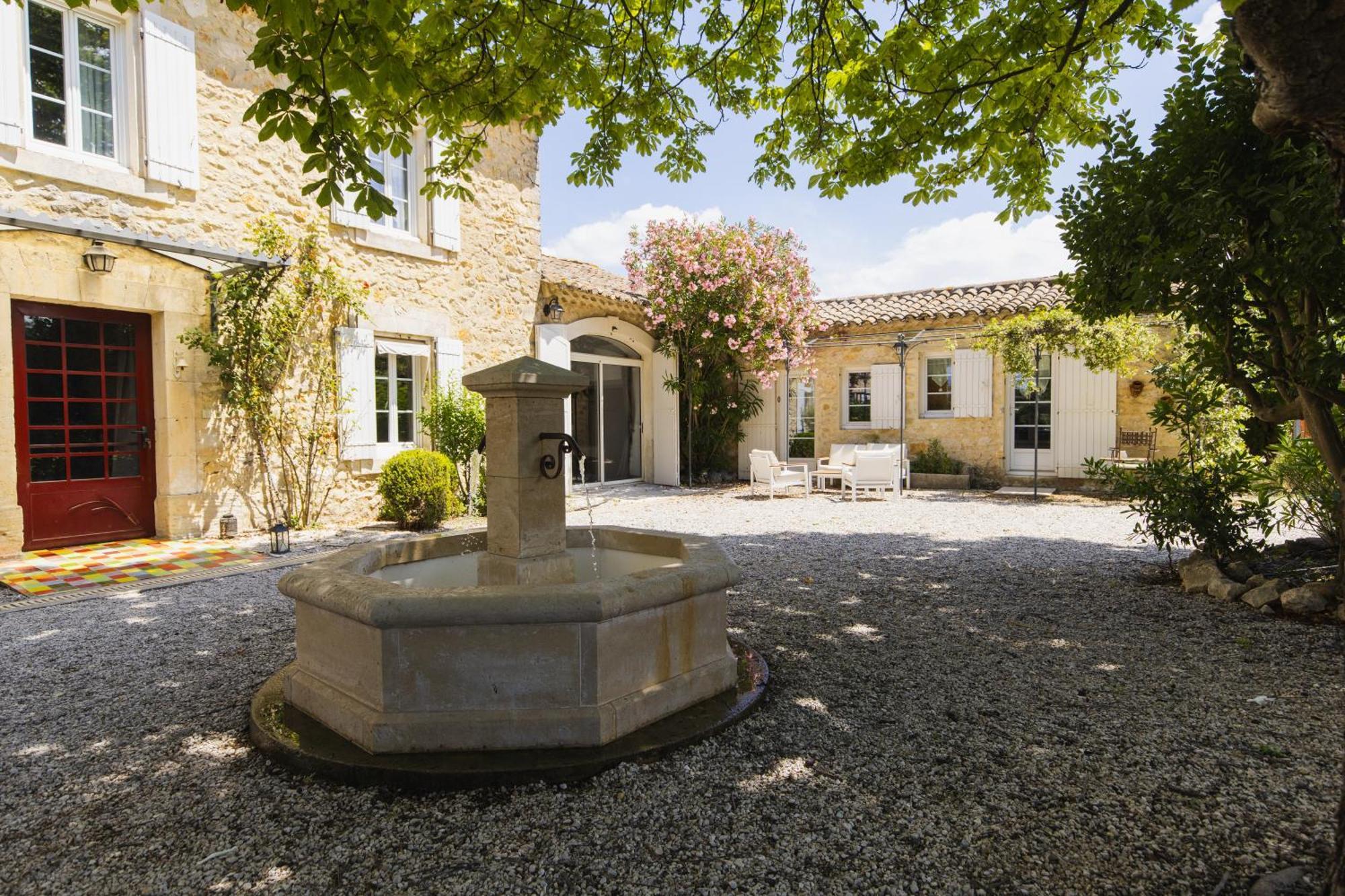 Petit Luberon Chez Manon En Luberon - Vacation In Holiday home Lagnes